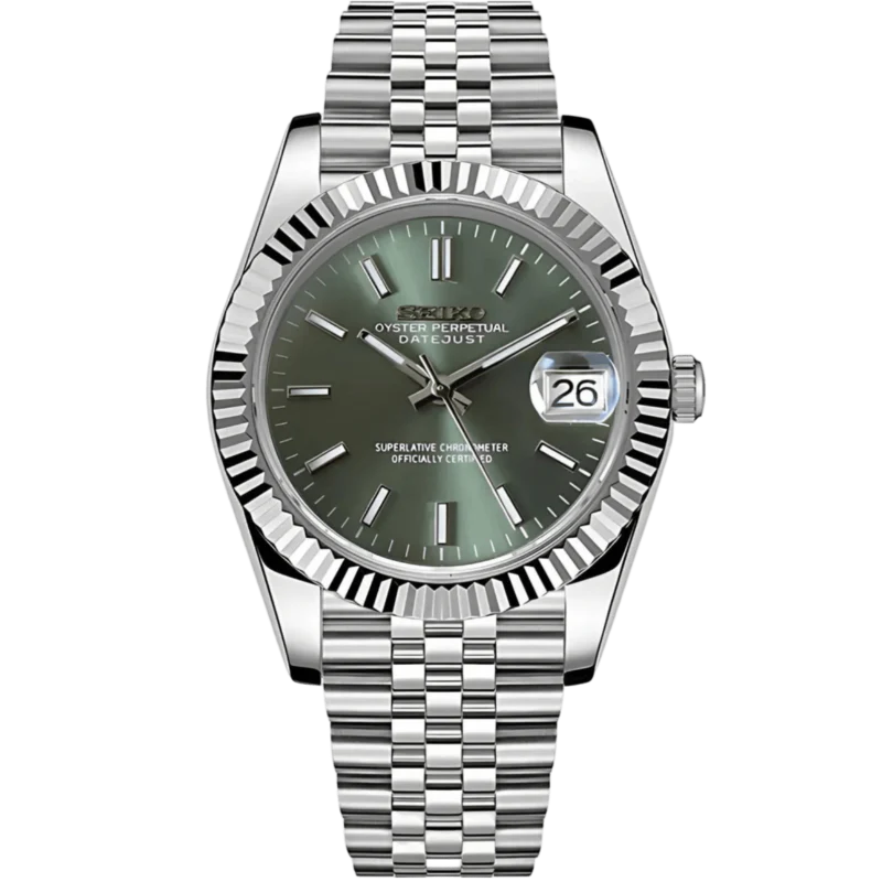 Seiko mod datejust horloge met olijfgroene wijzerplaat, baton indexen en stalen jubilee band