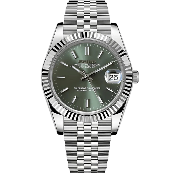 Seiko mod datejust horloge met olijfgroene wijzerplaat, baton indexen en stalen jubilee band